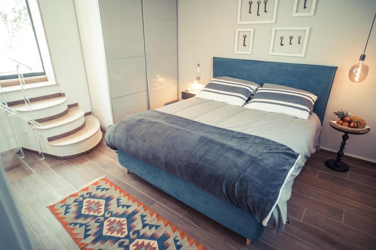 800S Home Luxury Rooms 오스투니 외부 사진