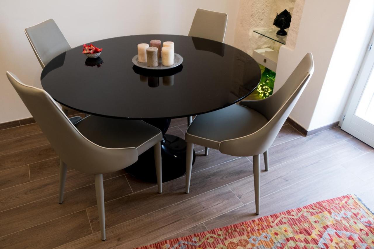 800S Home Luxury Rooms 오스투니 외부 사진