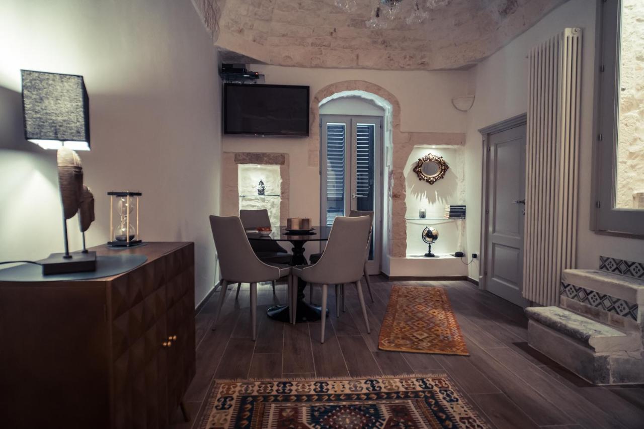 800S Home Luxury Rooms 오스투니 외부 사진